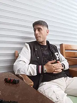 arenn1997 online show from November 8, 2:20 pm