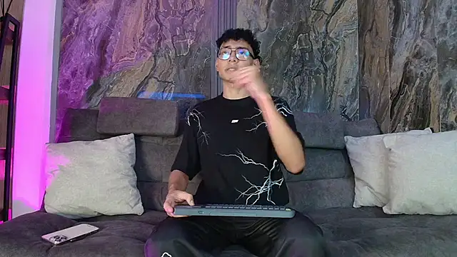 Daviid laidd online show from February 27, 8:08 pm