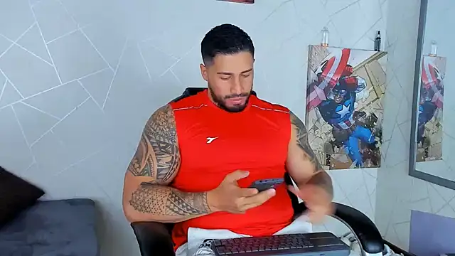 Cristian Walker online show from December 17, 12:43 pm