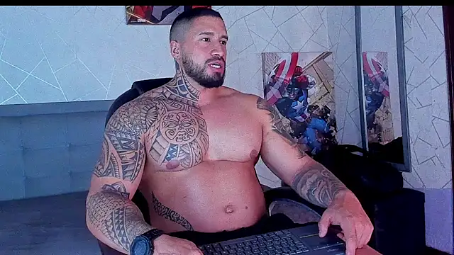 Cristian Walker online show from February 8, 10:14 pm