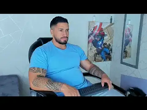 Cristian Walker online show from December 15, 1:11 pm