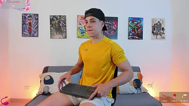 jonathanjoestar  online show from January 6, 9:19 pm