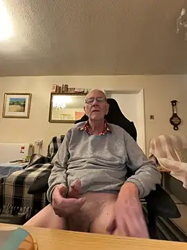 cutaboverest online show from January 9, 4:23 pm