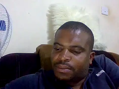 lui cuuty online show from October 20, 4:11 pm