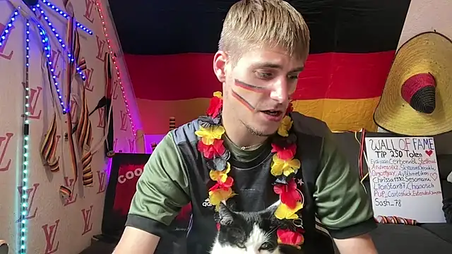 Cookieboy88 online show from June 11, 10:13 am