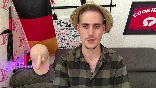 Cookieboy88 online show from July 17, 3:07 pm