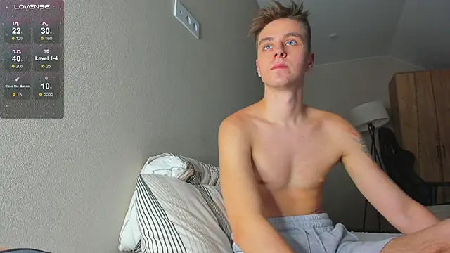 TaisonBrownX online show from February 15, 6:44 pm