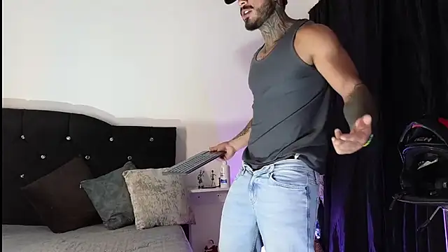 john cartter1 online show from November 9, 11:47 am