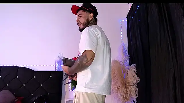 john cartter1 online show from January 9, 12:10 pm