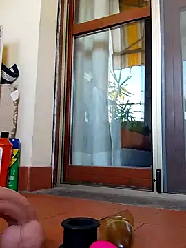 pierceplug69 online show from December 12, 1:28 pm