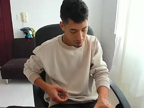 Chandler ken online show from October 4, 4:23 pm