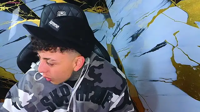 Kevin22 222 online show from March 20, 6:17 am