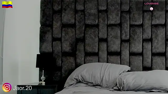 Jaor owens20 online show from September 25, 12:42 am