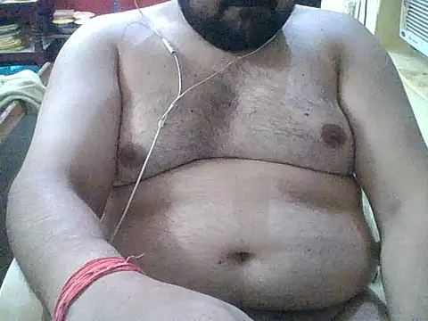 ARYANAVAILABLE online show from September 25, 9:24 pm