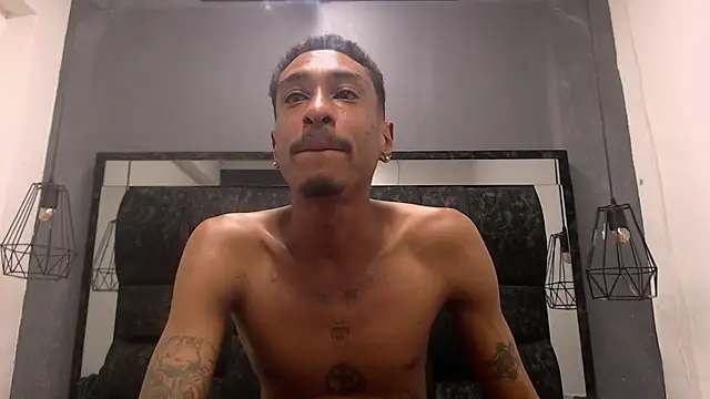 Snapshot of Jose_Smoke chatting on September 23, 4:12 am Jose Smoke online show from September 23, 4:12 am