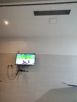 Snapshot of hairy_gun chatting on March 2, 11:19 am hairy gun online show from March 2, 11:19 am