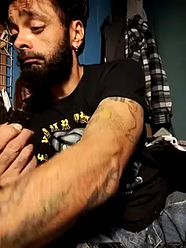 C8L3U online show from January 14, 9:24 am