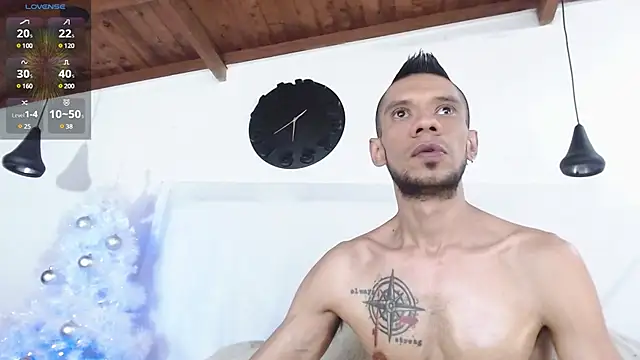 Snapshot of BIGZEHUZ chatting on December 6, 2:46 am BIGZEHUZ online show from December 6, 2:46 am