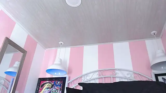 Snapshot of BIGZEHUZ chatting on March 8, 4:52 am BIGZEHUZ online show from March 8, 4:52 am