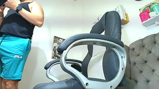 jacob strokes01 online show from March 26, 1:37 pm