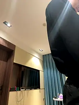 1a1a1alll online show from December 18, 3:08 pm