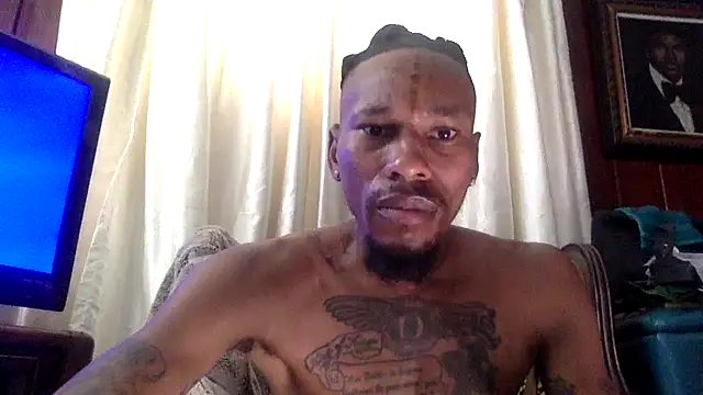 KingDerRico online show from November 18, 4:33 pm