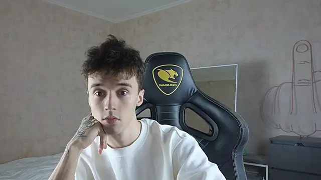 MasonWarholl online show from October 17, 10:03 pm