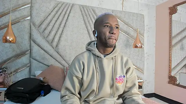 JamesParck online show from February 8, 11:01 am