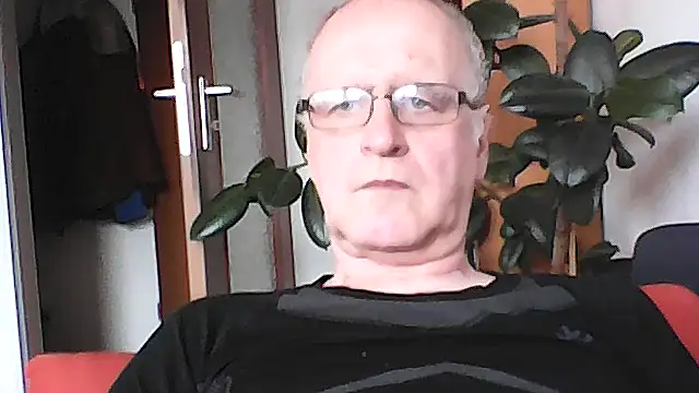 Milkasahne64 online show from March 13, 10:34 am