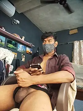 richardjames95 online show from March 14, 7:43 pm