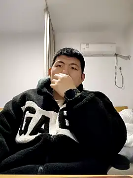 Chen YonG9 online show from March 10, 11:12 am