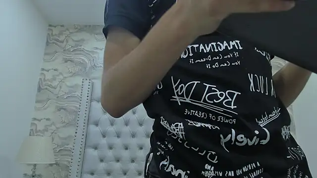 Kev jenner online show from September 27, 9:23 pm