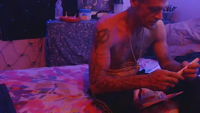 TheOneYouLove69 online show from November 7, 1:09 am