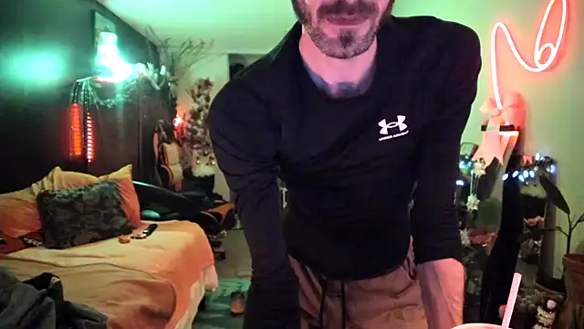 leatherz69 online show from December 3, 5:08 am