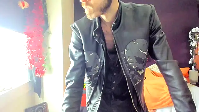 leatherz69 online show from March 3, 5:34 pm