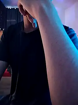 Dennis 2024 online show from January 8, 1:52 pm