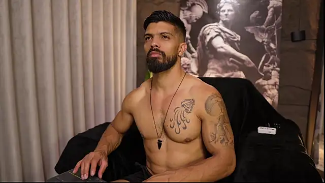 DannSaenz online show from March 6, 4:15 pm