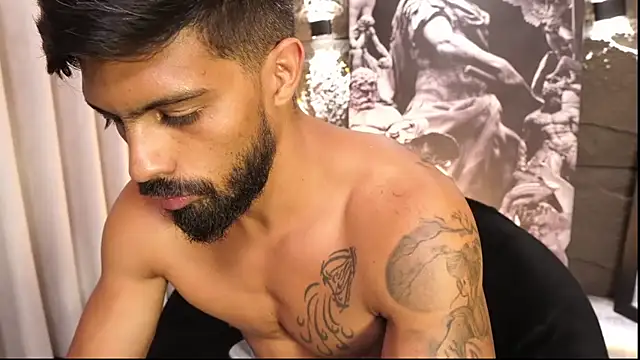 DannSaenz online show from March 22, 7:30 pm