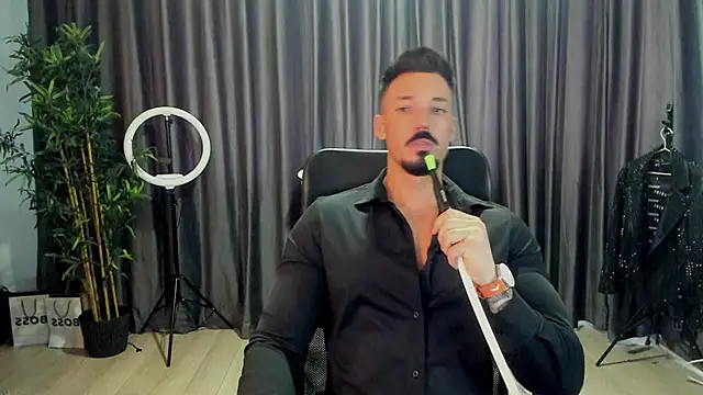 HaydenSpearss online show from March 31, 12:51 pm