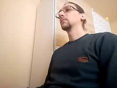 8Arch9 online show from February 10, 7:26 am