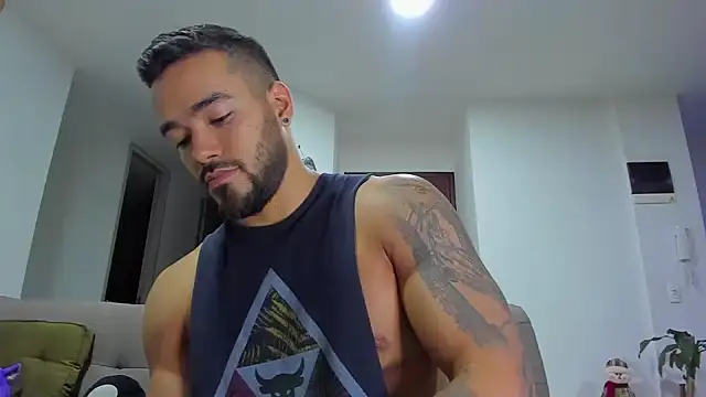 Alexander Martines online show from December 6, 11:58 pm