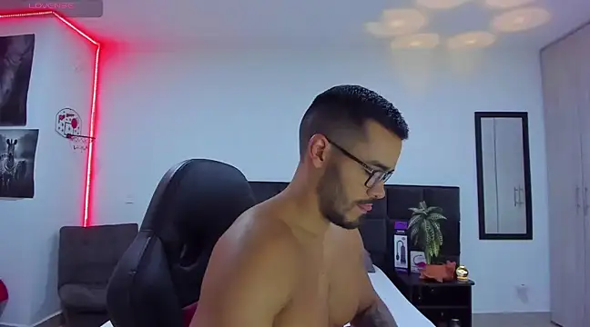 Alexander Martines online show from March 23, 12:04 am