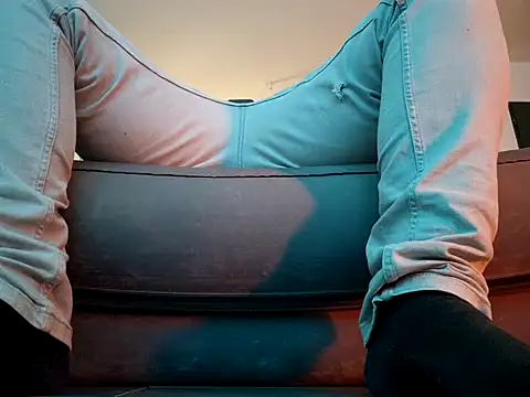 Leonormaldick online show from March 11, 12:17 pm