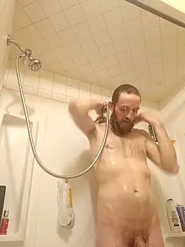 Snapshot of otterlover123 chatting on January 27, 9:00 pm otterlover123 online show from January 27, 9:00 pm