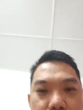 123qqcute online show from April 13, 8:15 am