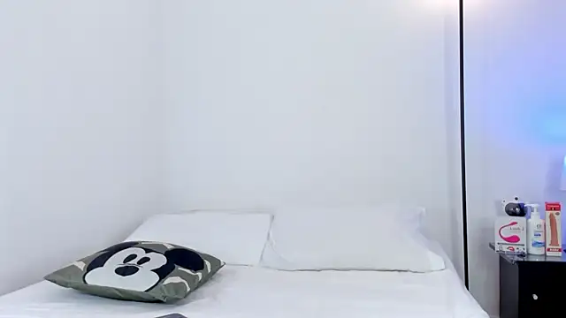 mike tylor01 online show from February 10, 4:12 pm