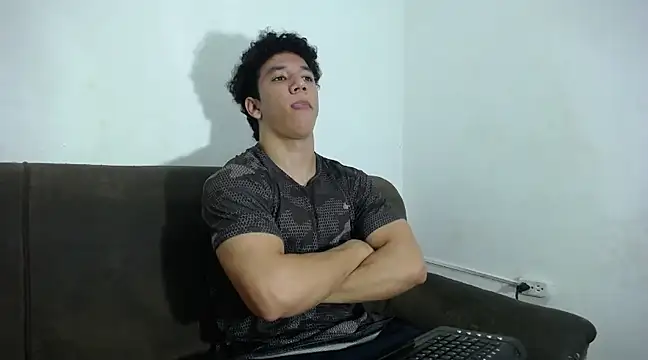 ethan noir online show from February 25, 9:24 pm