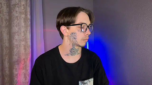 anahori  simon online show from January 11, 5:51 pm