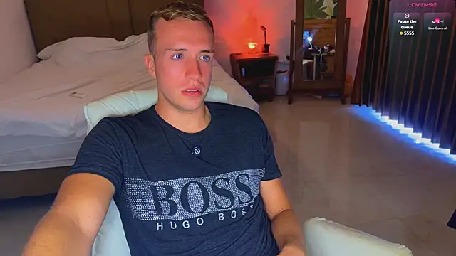 tommy cumfinger online show from April 3, 5:37 am