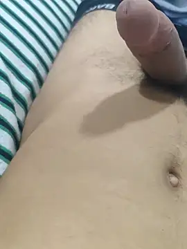 Snapshot of Sexy-lord chatting on February 15, 8:23 pm Sexy-lord online show from February 15, 8:23 pm